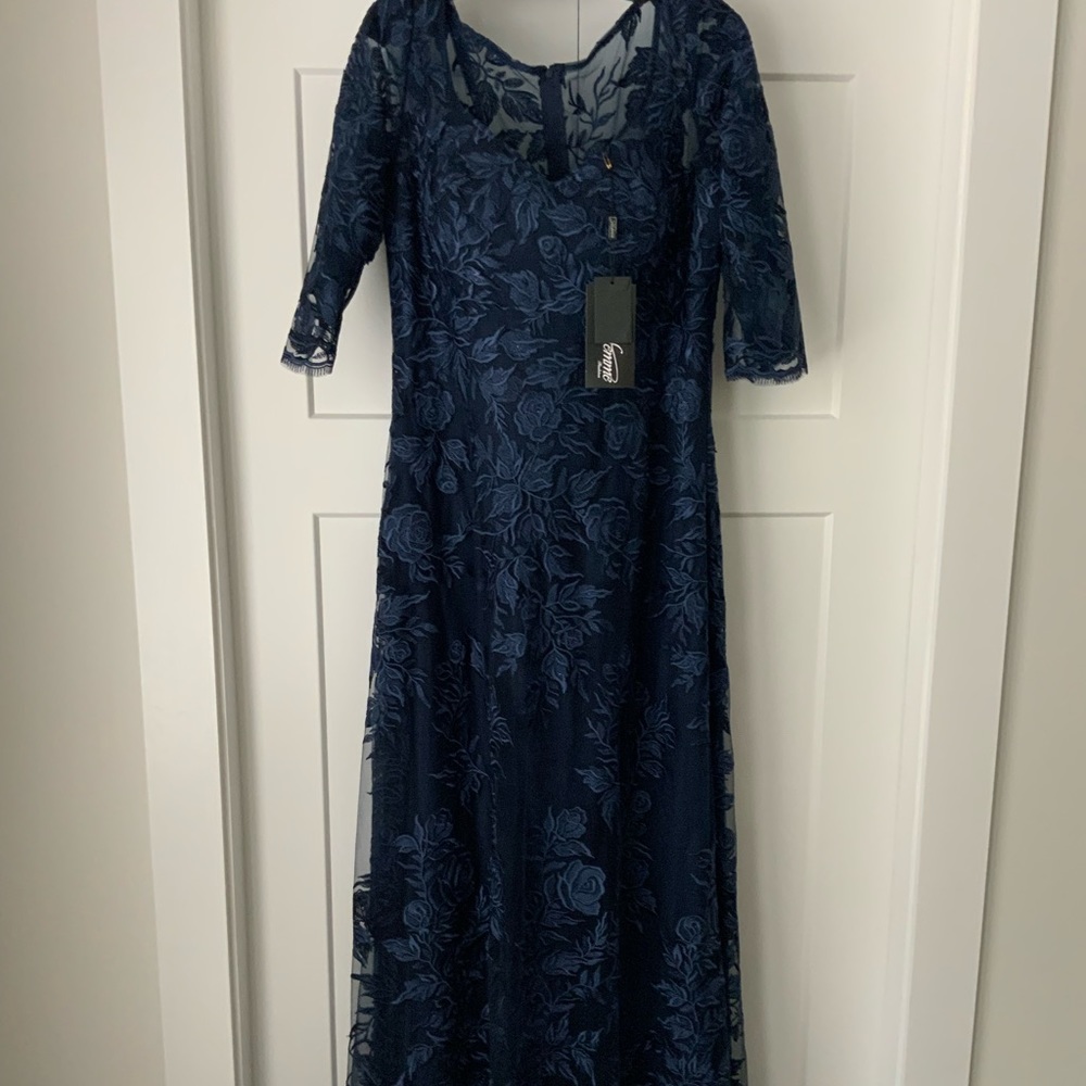 Formal La Femme Navy full length gown - NEW